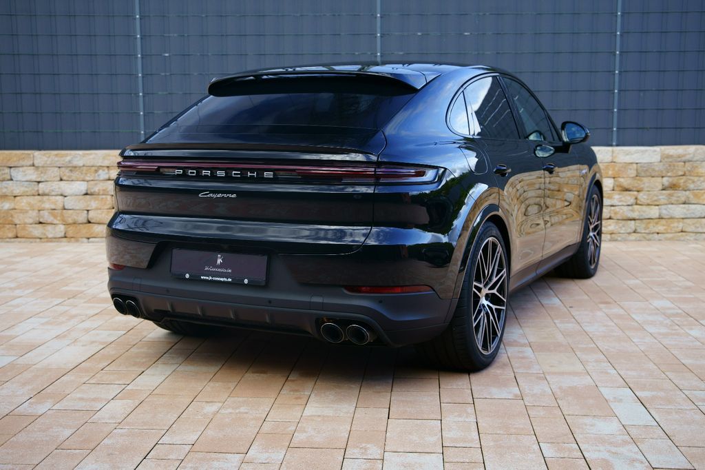 Porsche Cayenne 2025