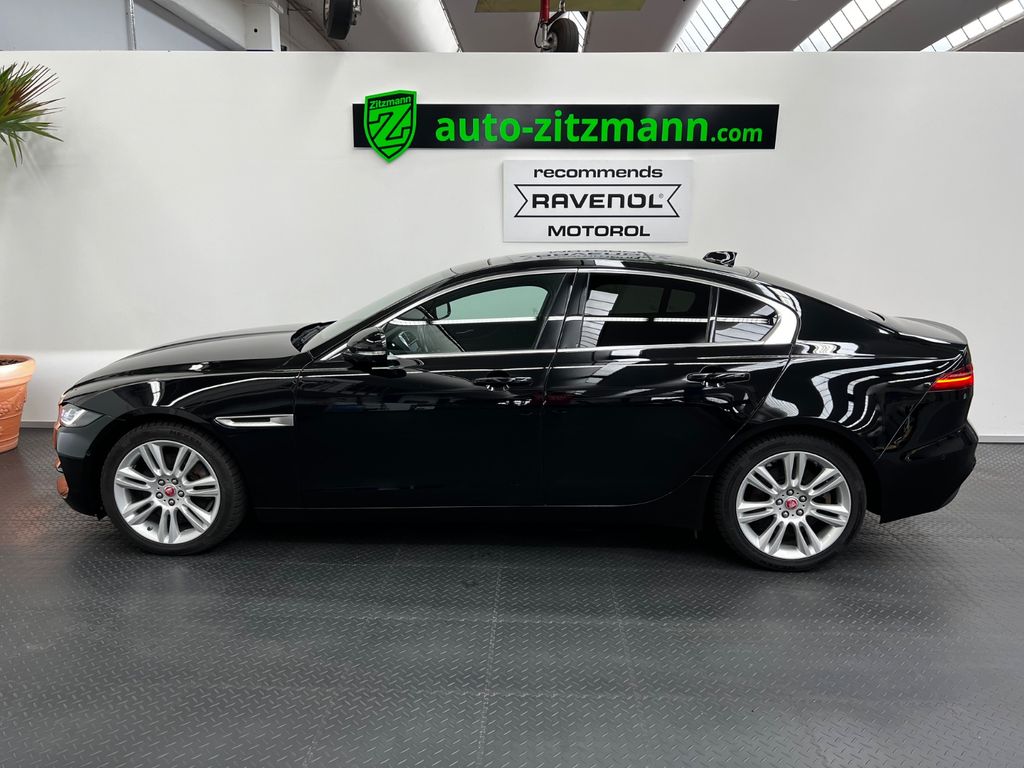 Jaguar XE 2021