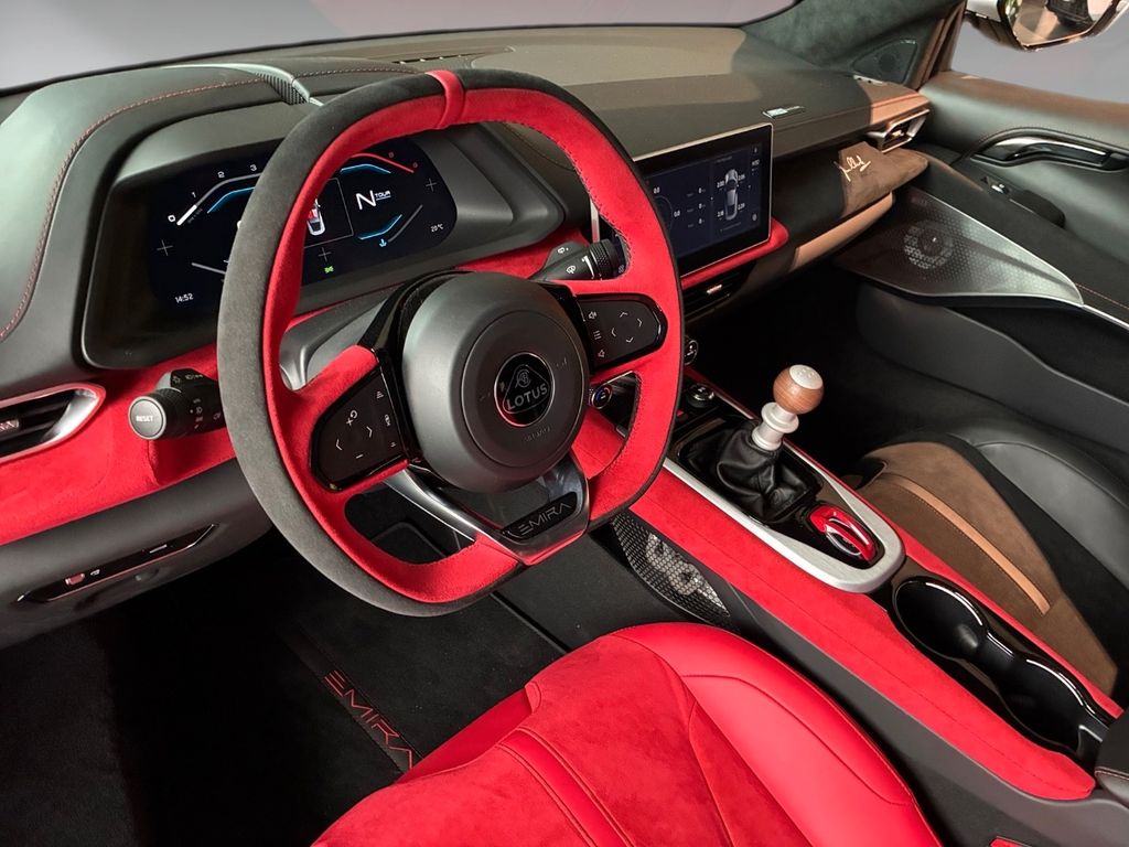 Lotus Emira
