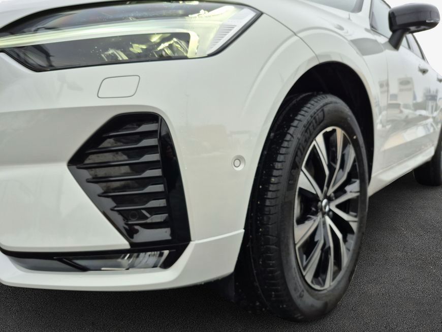 Volvo XC60 2025