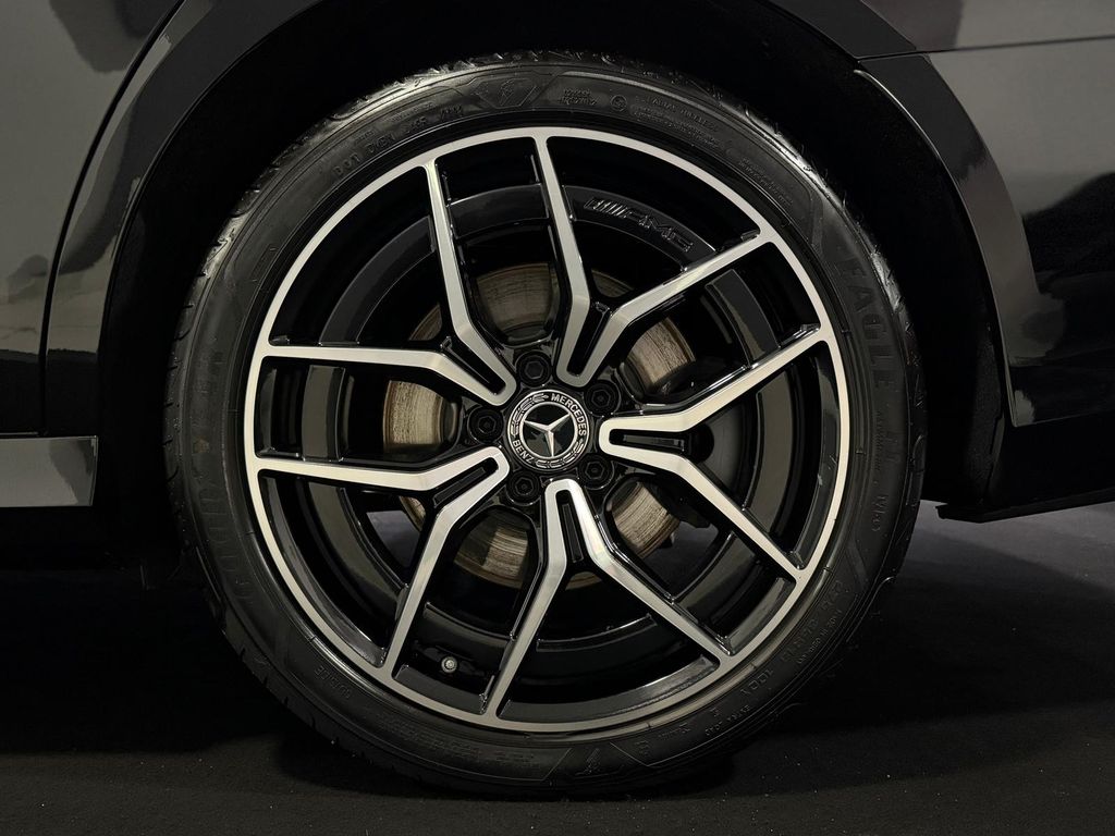 Mercedes-Benz E 300 2022