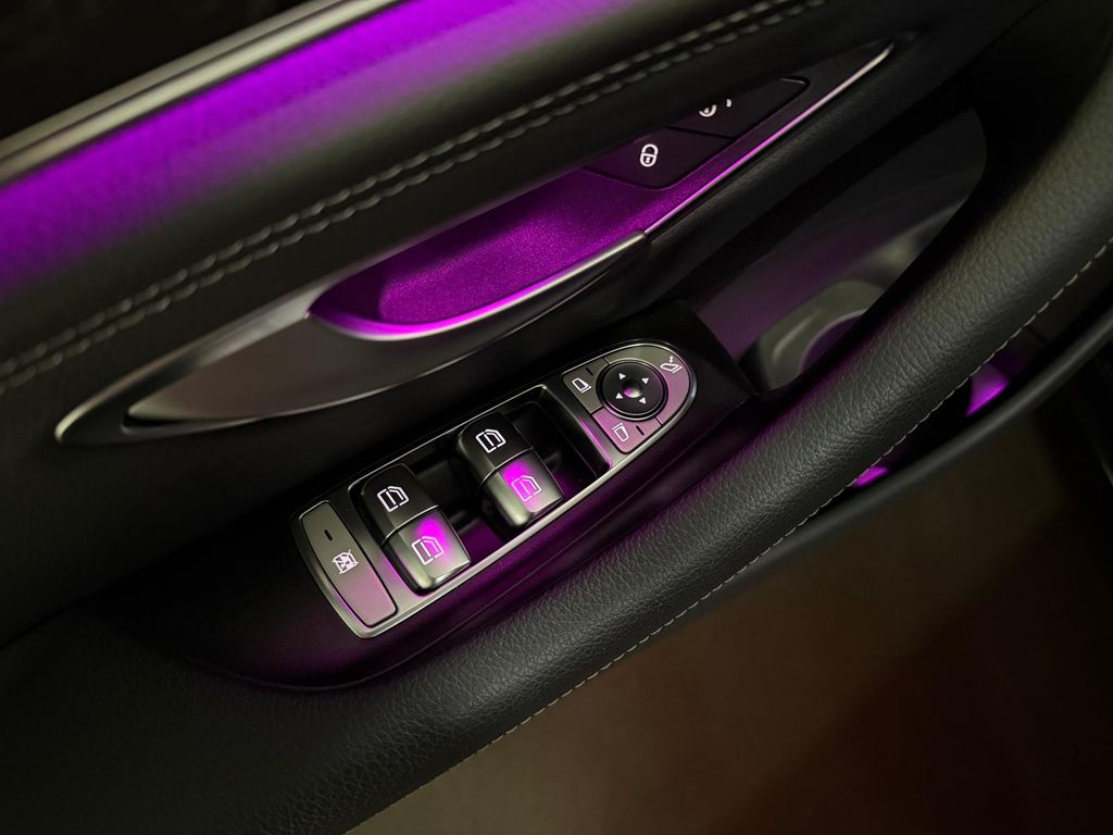 Mercedes-Benz E 300 2022