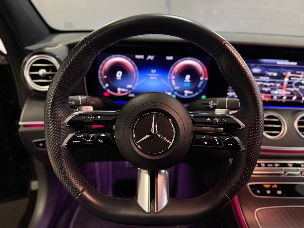 Mercedes-Benz E 300 2022