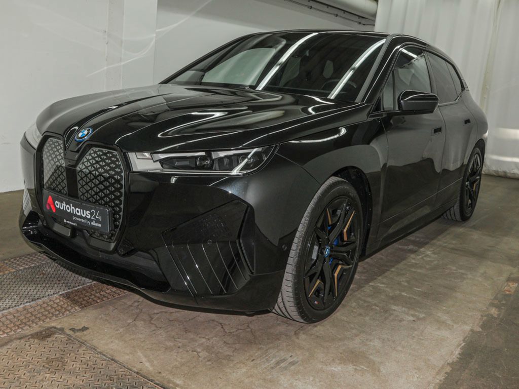 BMW iX 2023