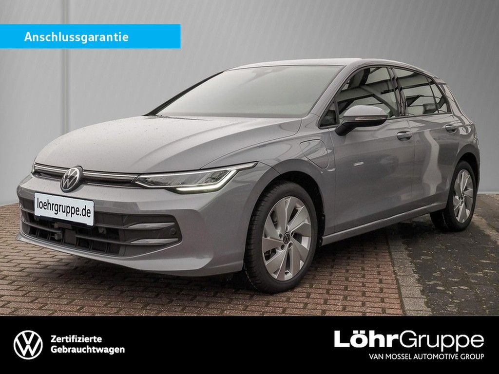 Volkswagen Golf 2025