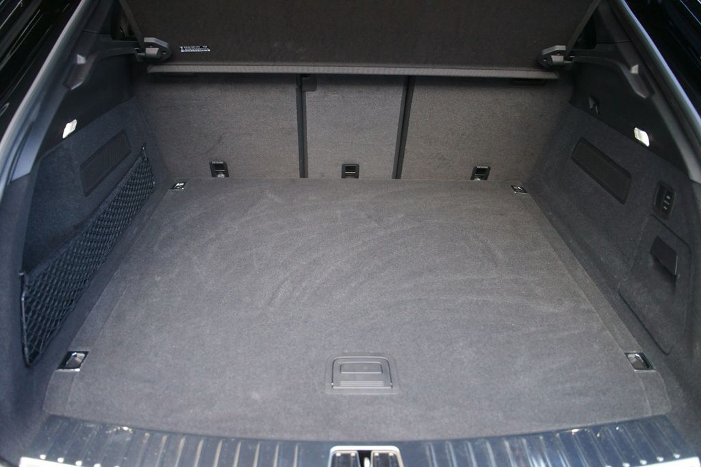 Porsche Cayenne 2025