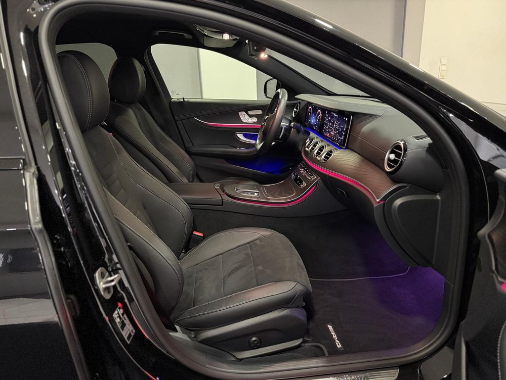 Mercedes-Benz E 300 2022