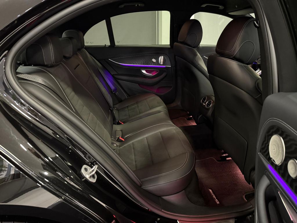 Mercedes-Benz E 300 2022