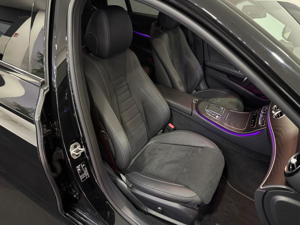 Mercedes-Benz E 300 2022