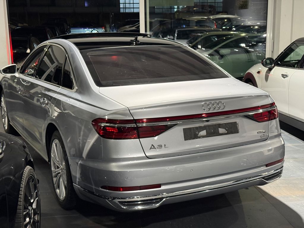 Audi A8 2022