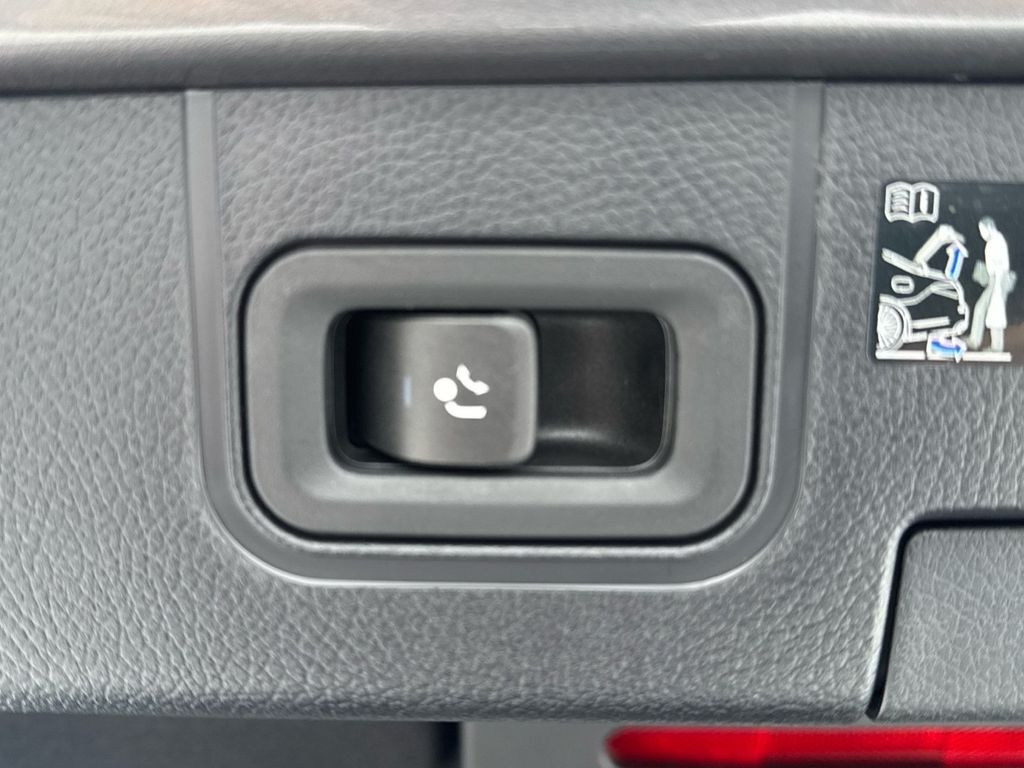 Mercedes-Benz CLA 250 2025