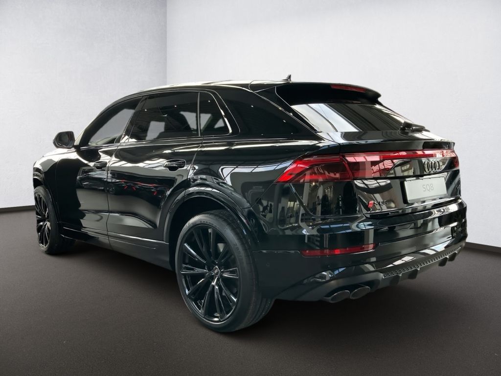 Audi SQ8 2025