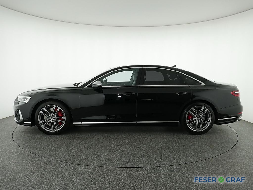 Audi S8 2022