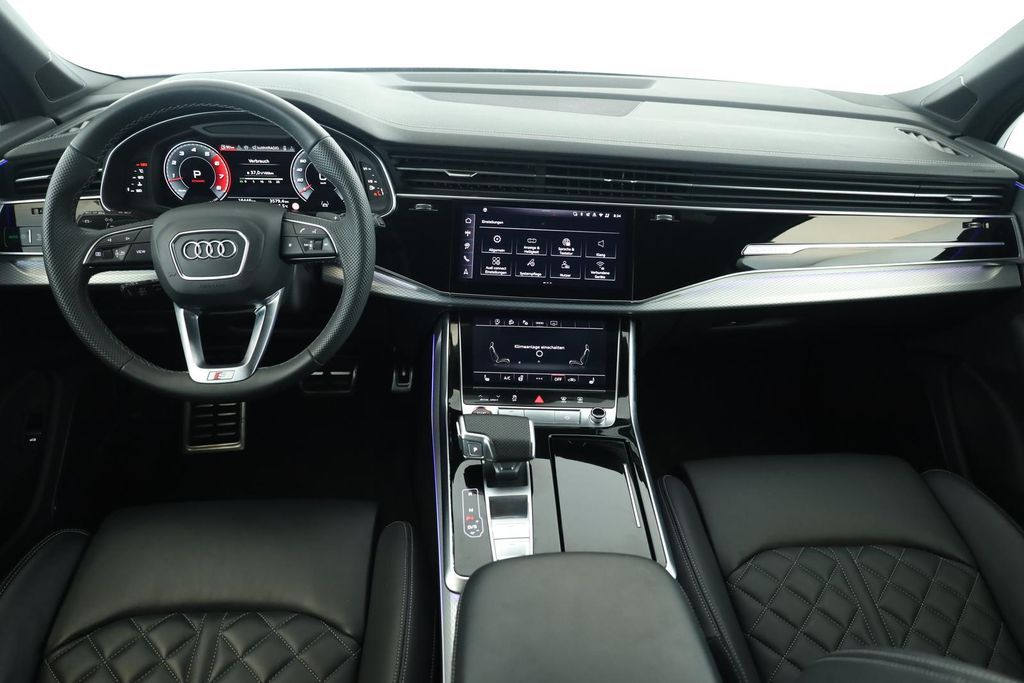 Audi SQ7 2025