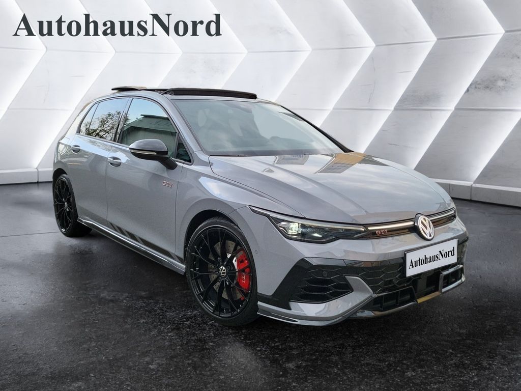 Volkswagen Golf 2025
