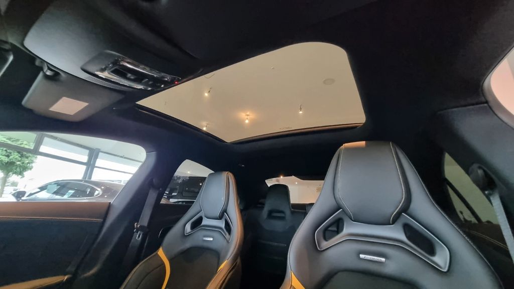 Mercedes-Benz CLA 45 AMG 2024