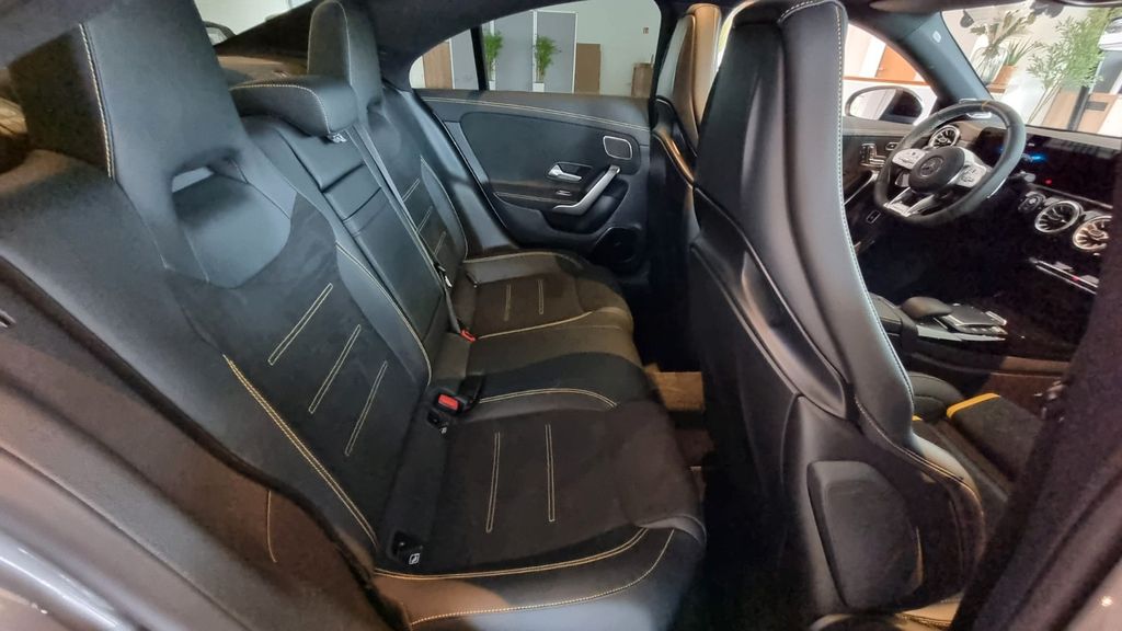 Mercedes-Benz CLA 45 AMG 2024