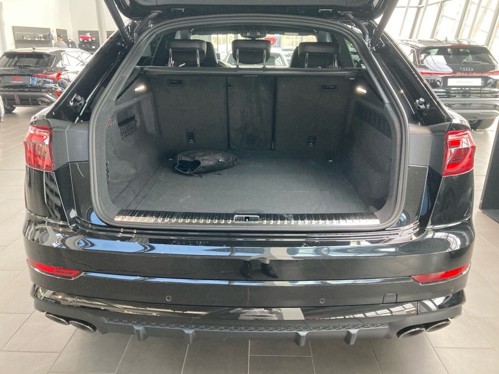 Audi SQ8 2025
