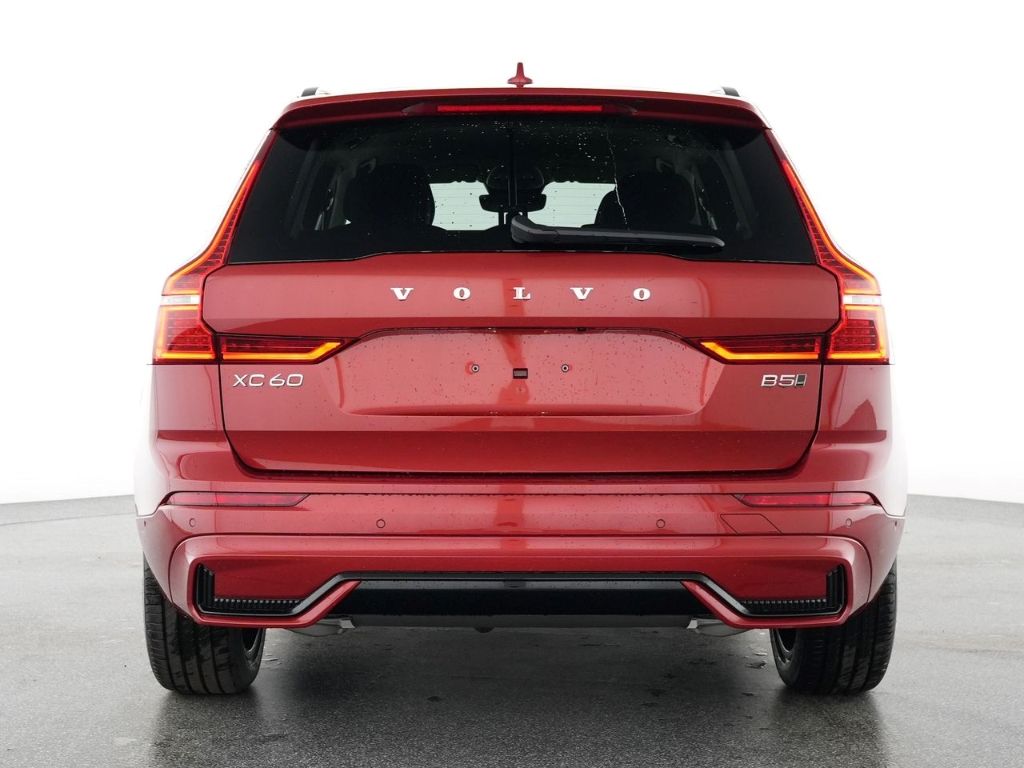 Volvo XC60 2025
