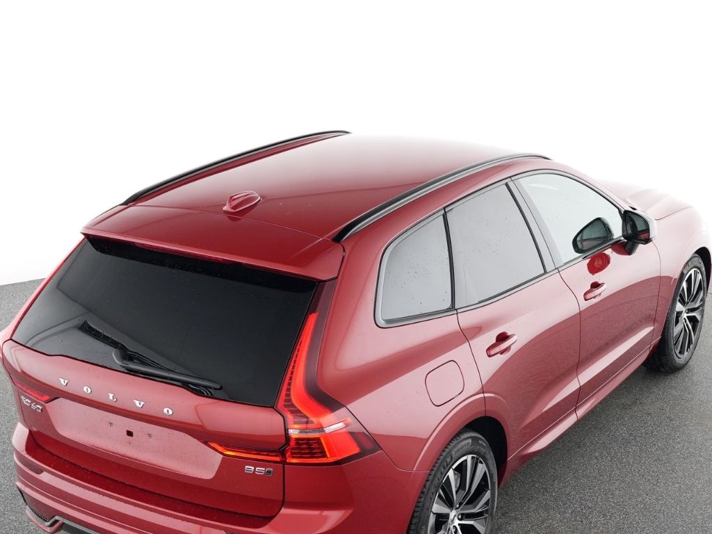 Volvo XC60 2025