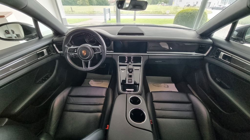 Porsche Panamera 2020