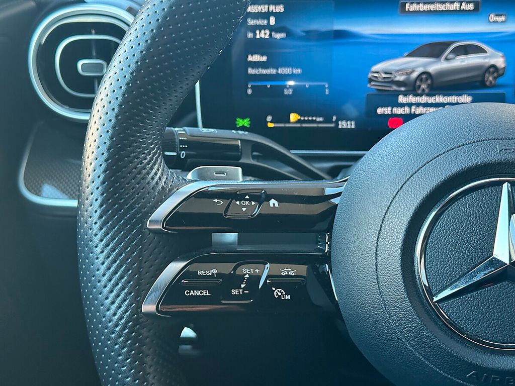 Mercedes-Benz C 300 2024