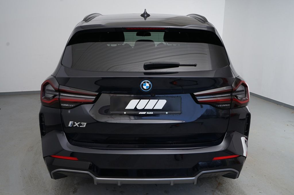 BMW iX3 2023