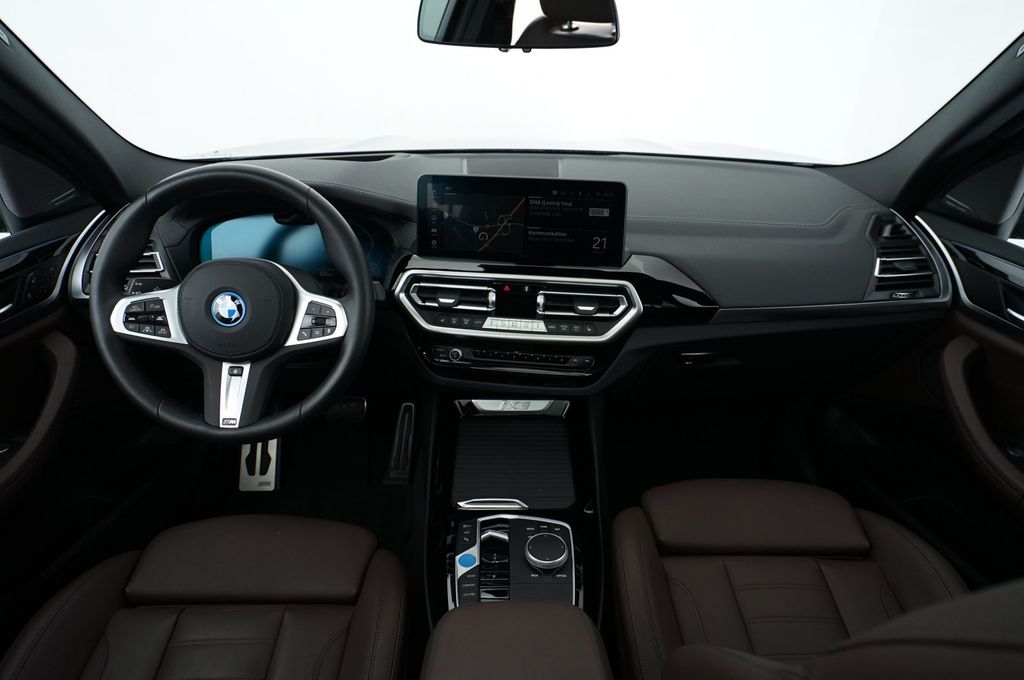 BMW iX3 2023