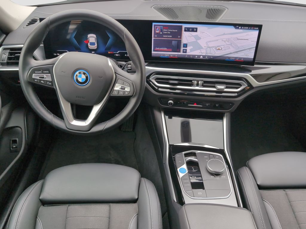 BMW i4 2023