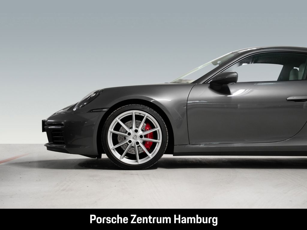Porsche 992 2023