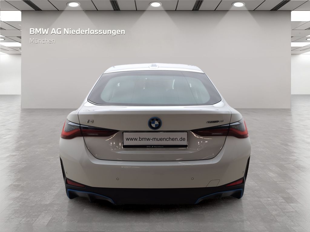 BMW i4 2023