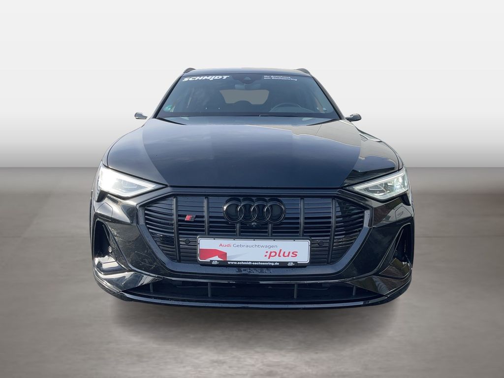 Audi e-tron 2022