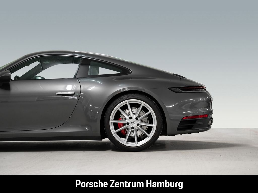 Porsche 992 2023