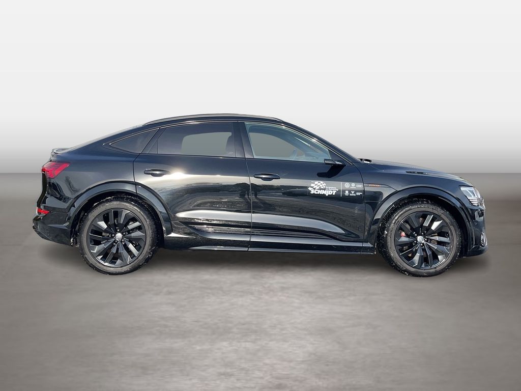 Audi e-tron 2022
