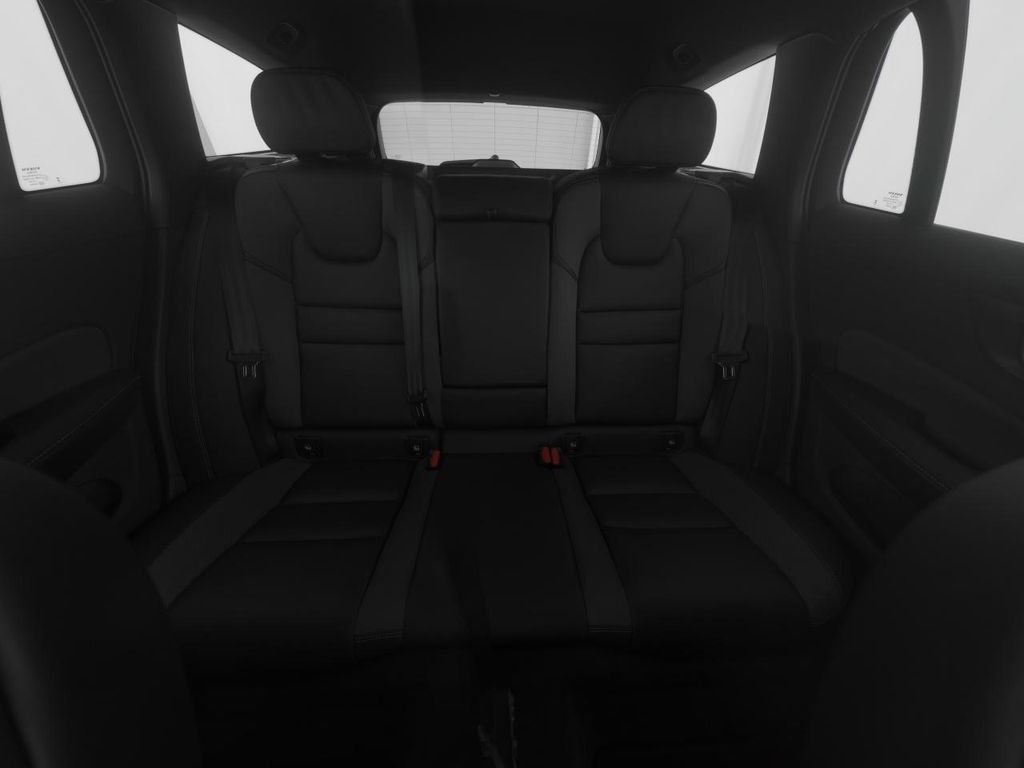 Volvo V60 Cross Country 2023