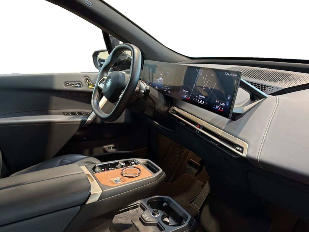 BMW iX 2023