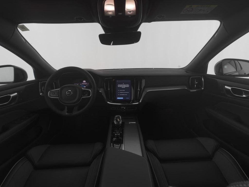 Volvo V60 Cross Country 2023