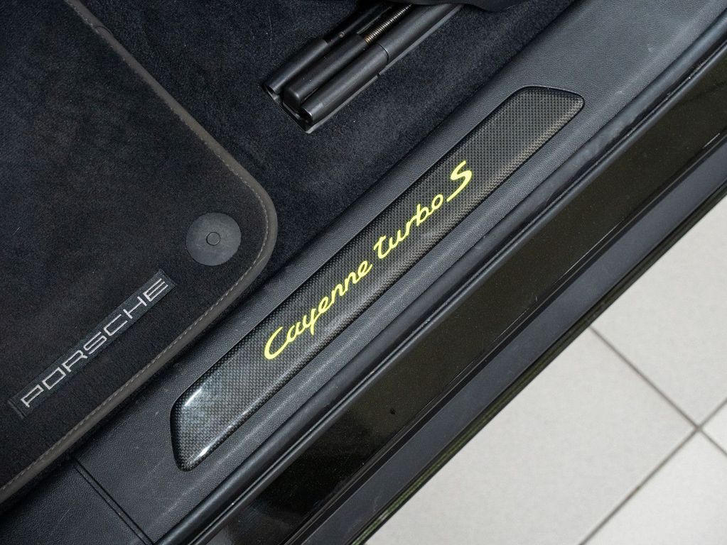 Porsche Cayenne 2022