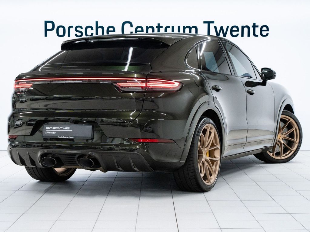 Porsche Cayenne 2022