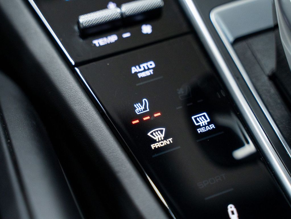 Porsche Cayenne 2022