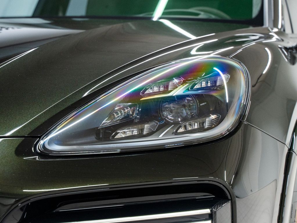 Porsche Cayenne 2022