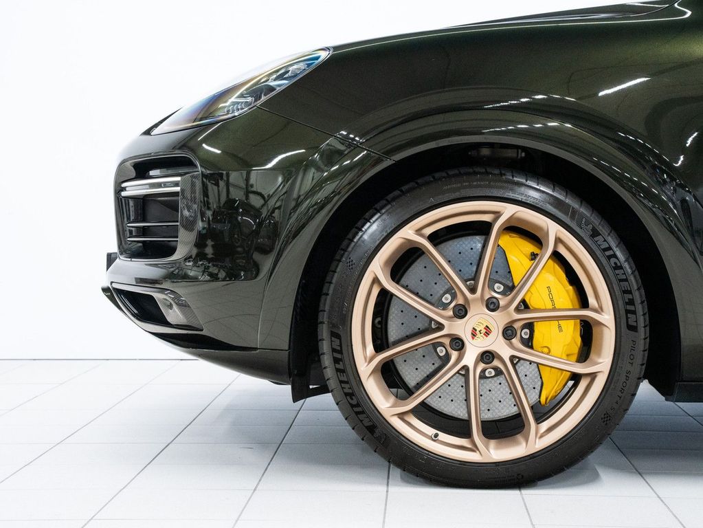 Porsche Cayenne 2022