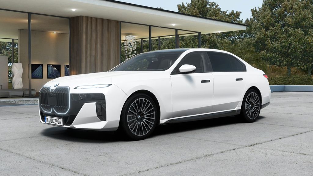 BMW 740 2026