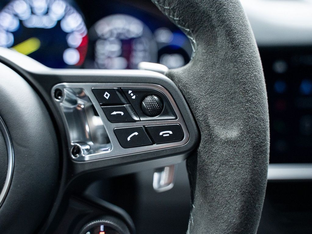 Porsche Cayenne 2022