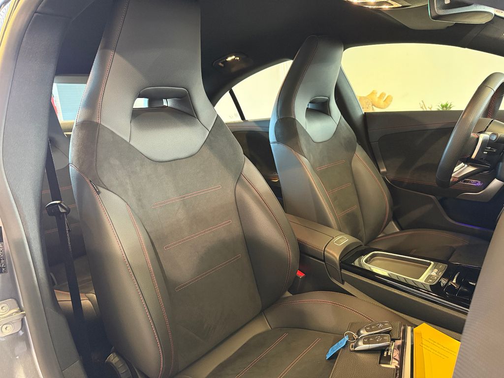 Mercedes-Benz CLA 220 2024