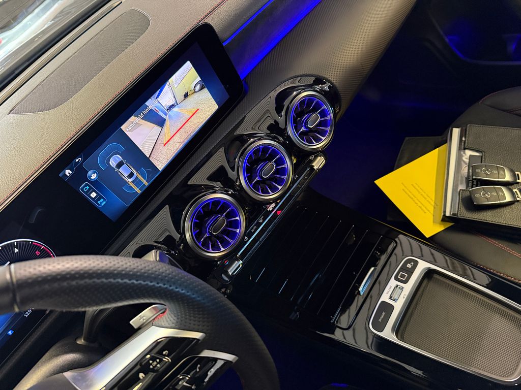 Mercedes-Benz CLA 220 2024