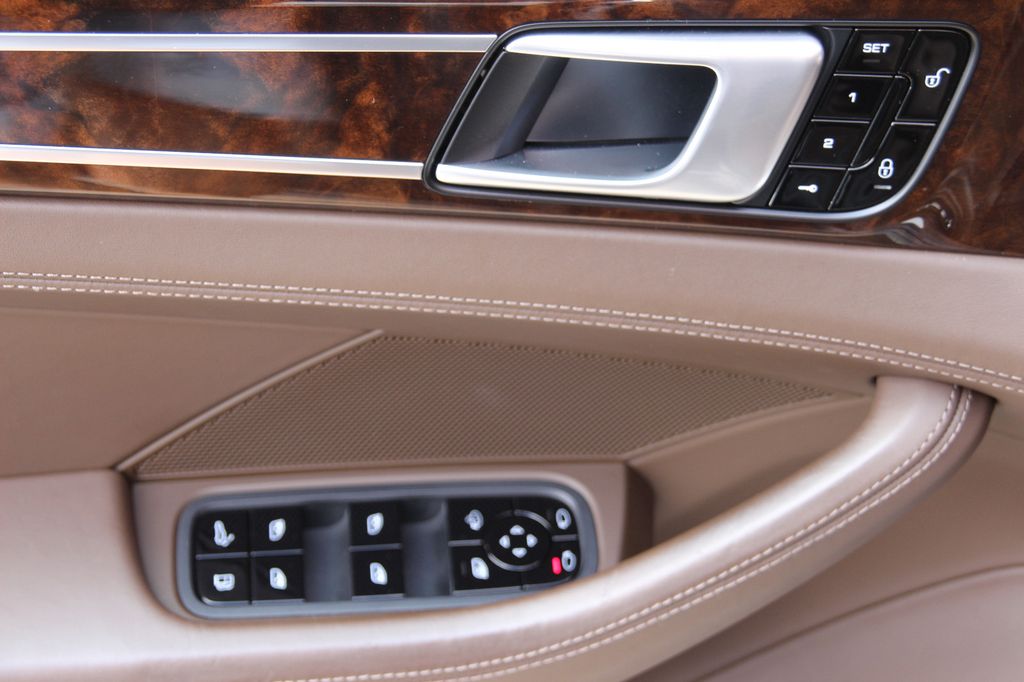 Porsche Panamera 2018