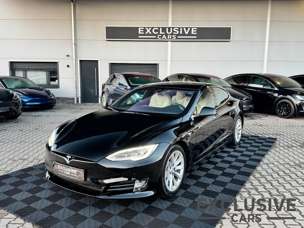 Tesla Model S 2020