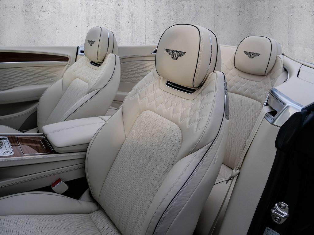 Bentley Continental GTC