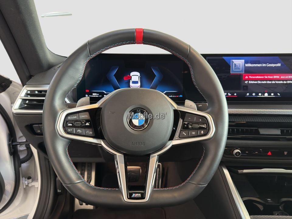 BMW M240i 2025